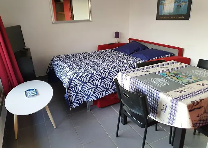Les Huniers Appt 1Er Etage