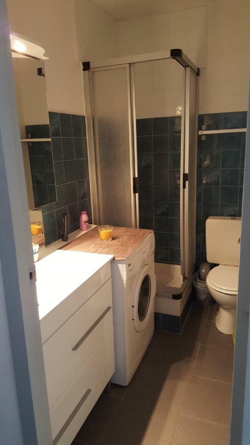 Les Huniers Appt 1er Etage Apartment *